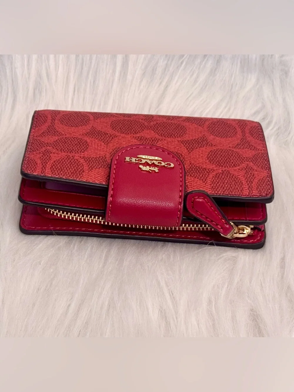 NWT Coach Medium Corner Zip Wallet In Signature Canvas GOLD/CRIMSON CW786